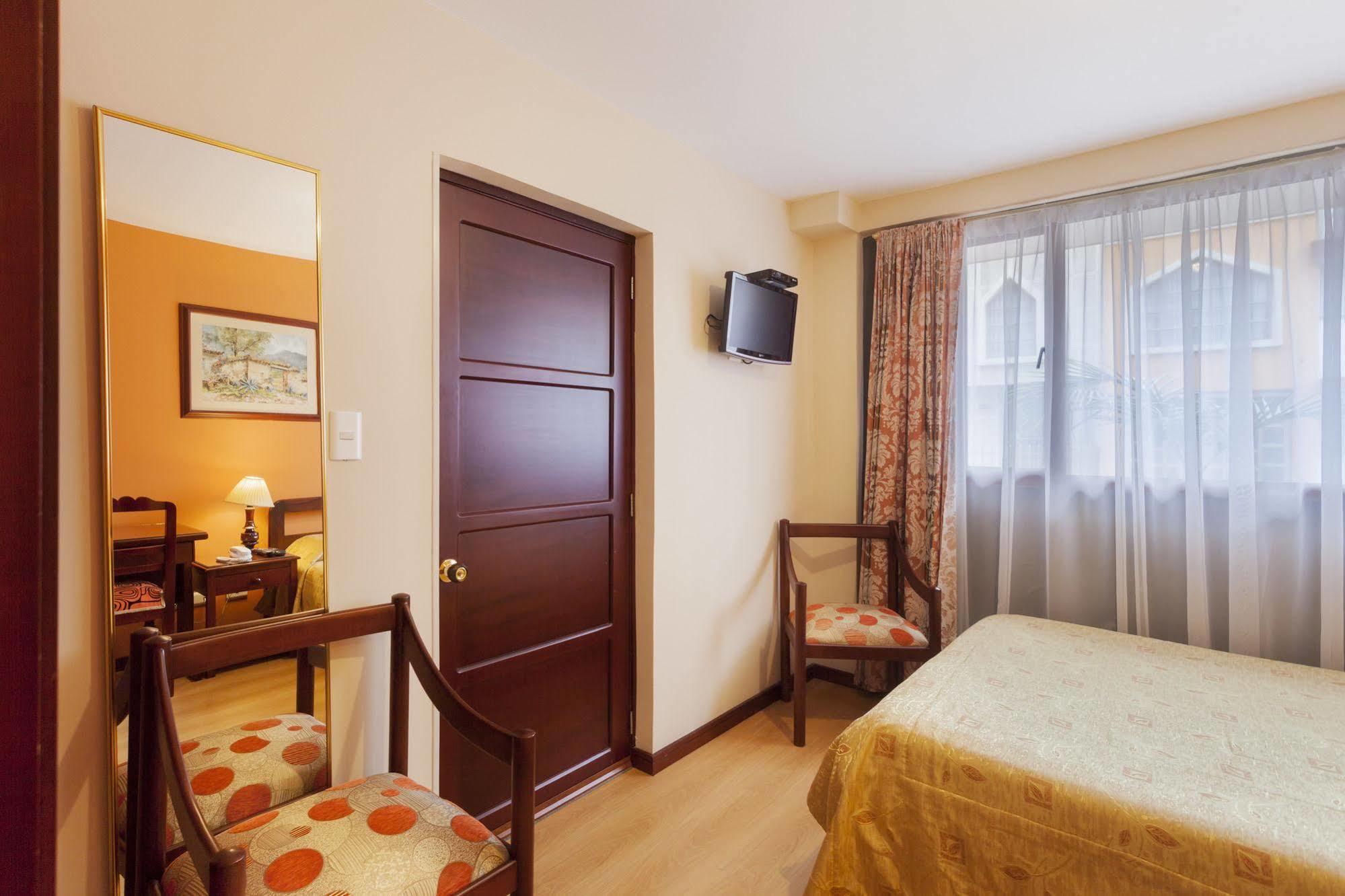 Hotel Frances La Maison Pasto Exterior photo